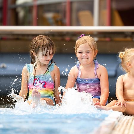 H2O Hotel-Therme-Resort, Fur Familien Mit Kindern باد والترزدورف المظهر الخارجي الصورة